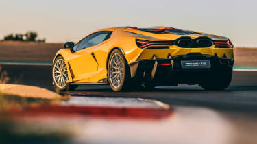 Lamborghini Revuelto